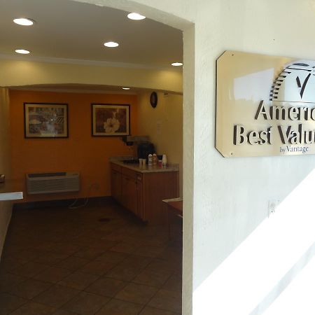 Americas Best Value Inn - Голдсборо Экстерьер фото
