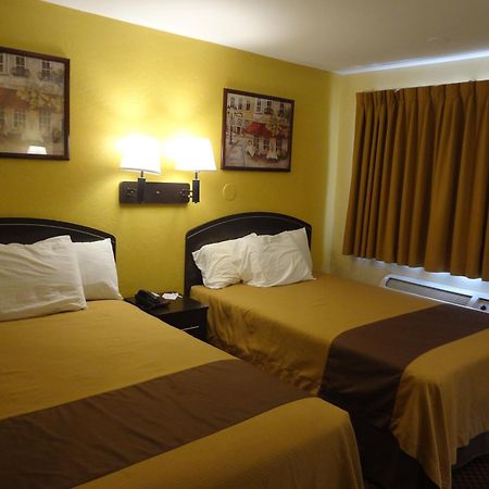Americas Best Value Inn - Голдсборо Экстерьер фото