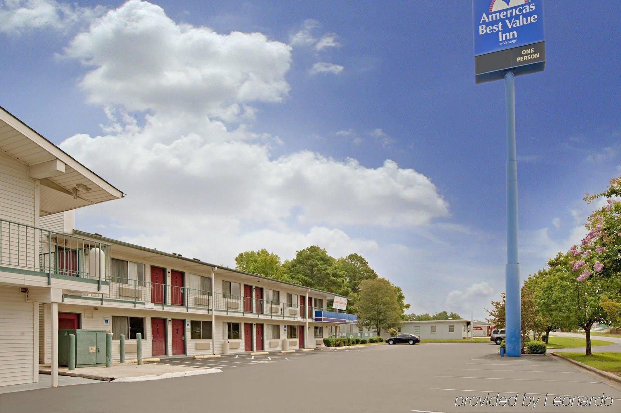 Americas Best Value Inn - Голдсборо Экстерьер фото