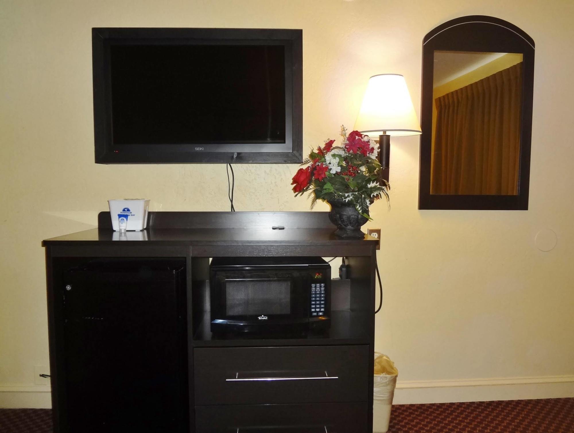 Americas Best Value Inn - Голдсборо Экстерьер фото