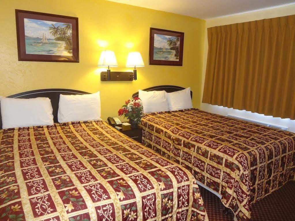 Americas Best Value Inn - Голдсборо Экстерьер фото
